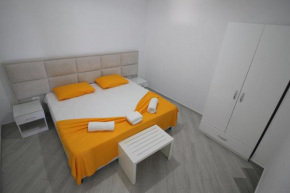 LIVE WITH US APARTMENTS